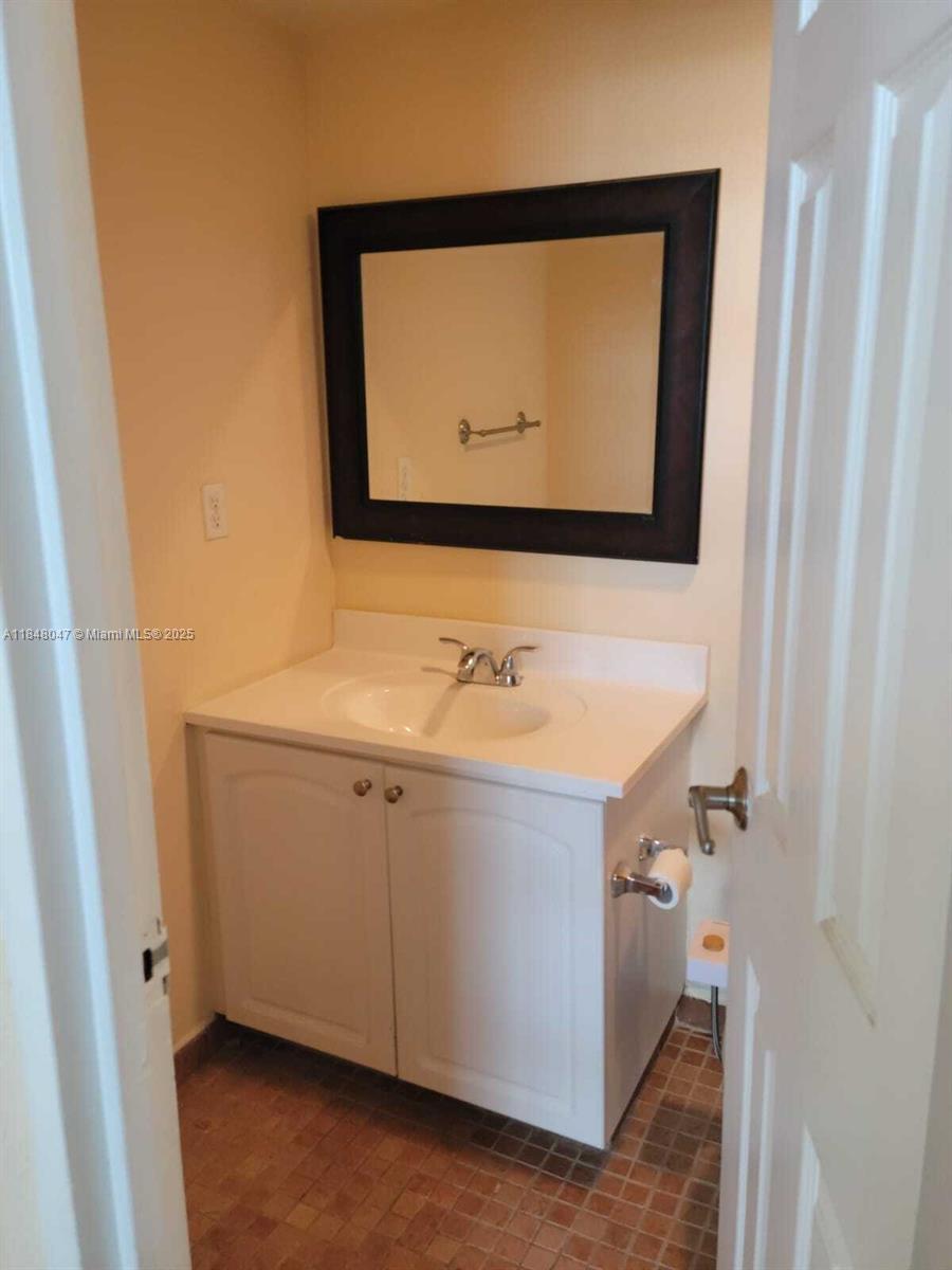 TIDES ON HOLLYWOOD BEACH - Residential