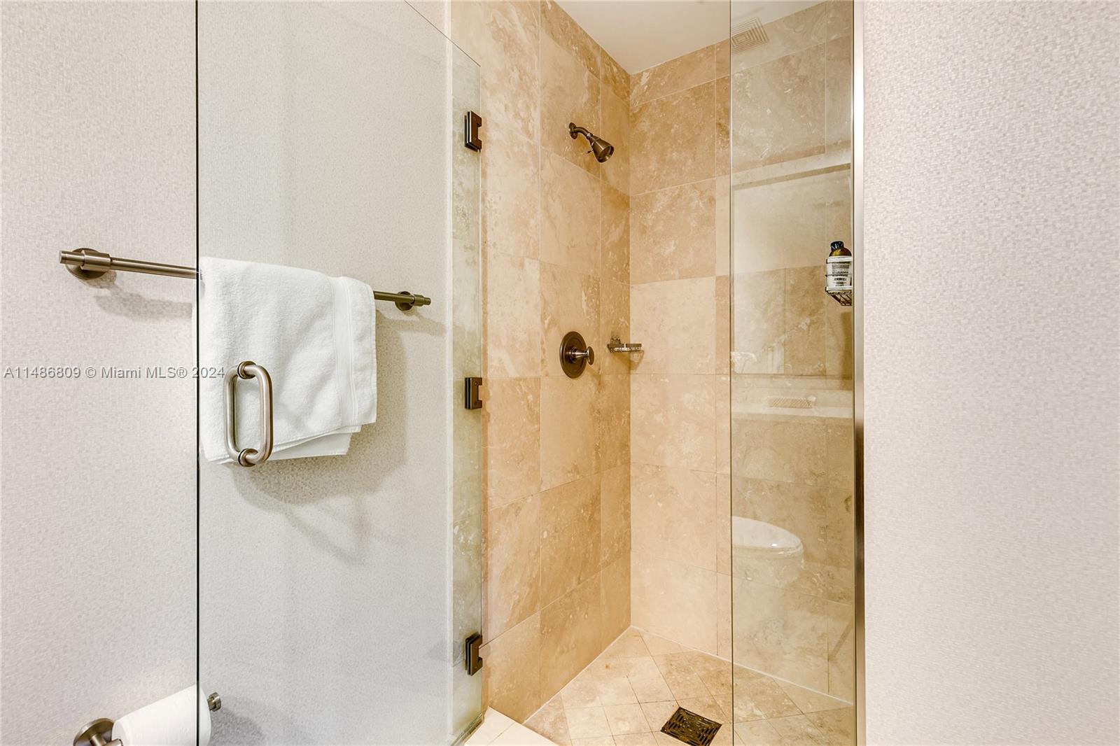 THE RESIDENCES AT THE BAT - Residential