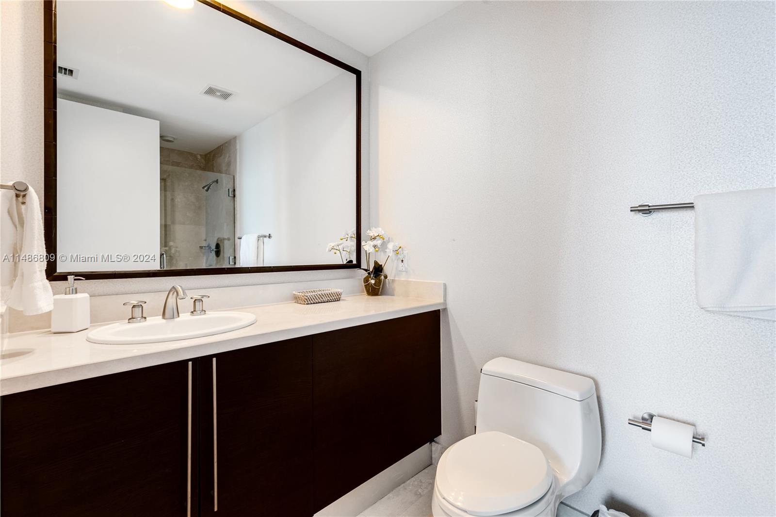 THE RESIDENCES AT THE BAT - Residential