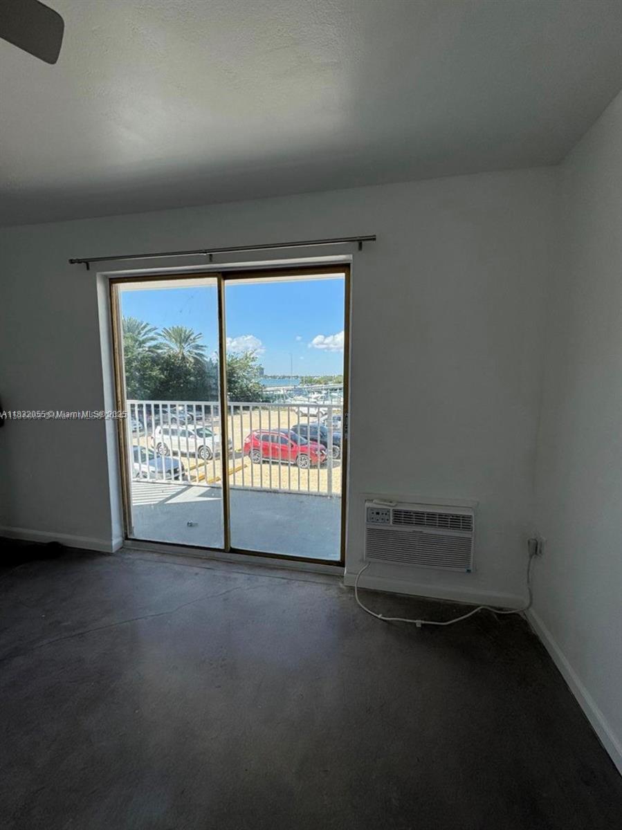 7904 West Dr 101