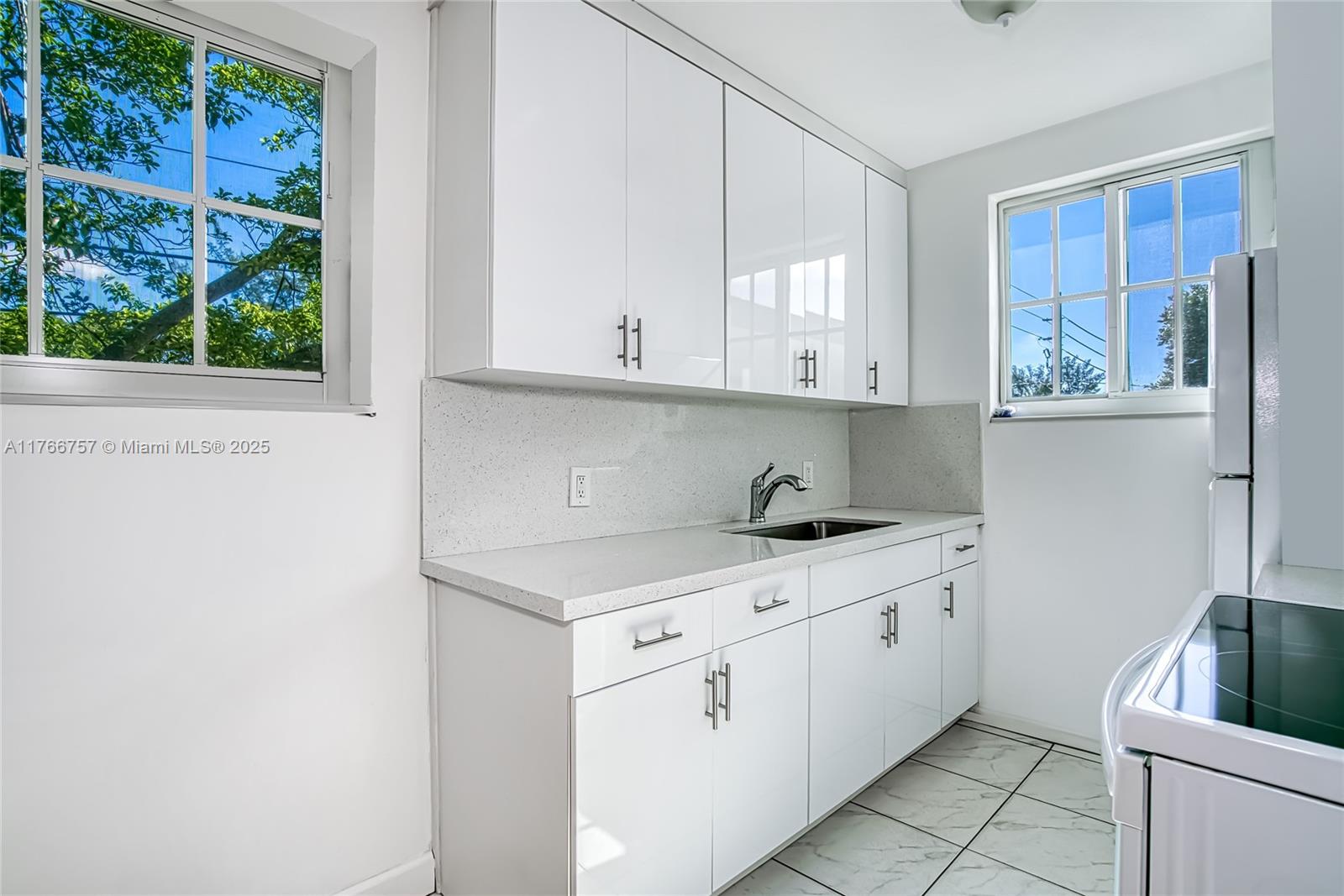 TRANQUILLA CONDO - Residential Lease