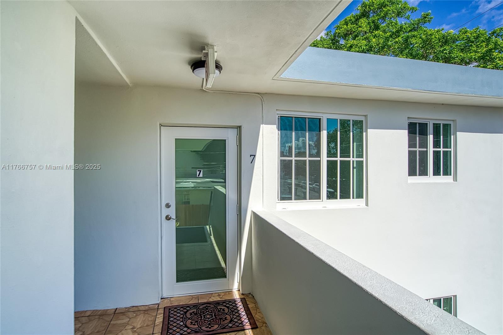 TRANQUILLA CONDO - Residential Lease