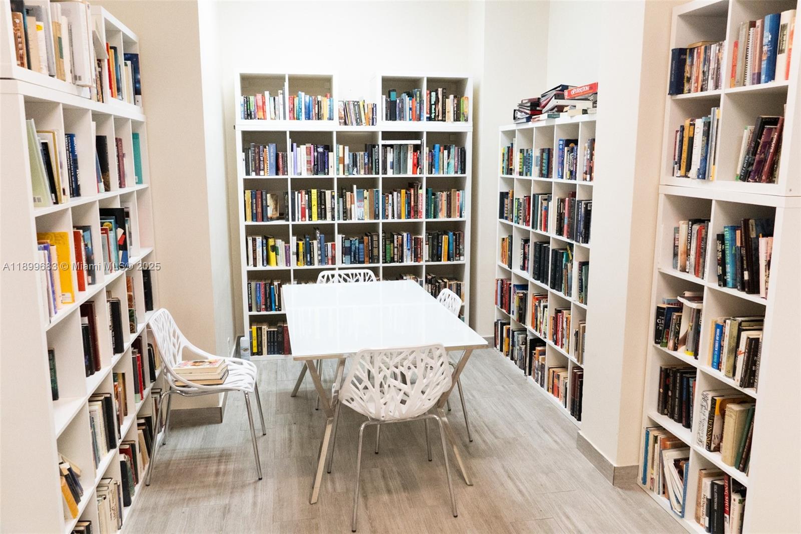 SEA AIR TOWERS CONDO - Residential Lease