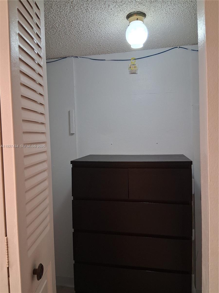 SUNRISE ISLAND CONDOMINIU - Residential