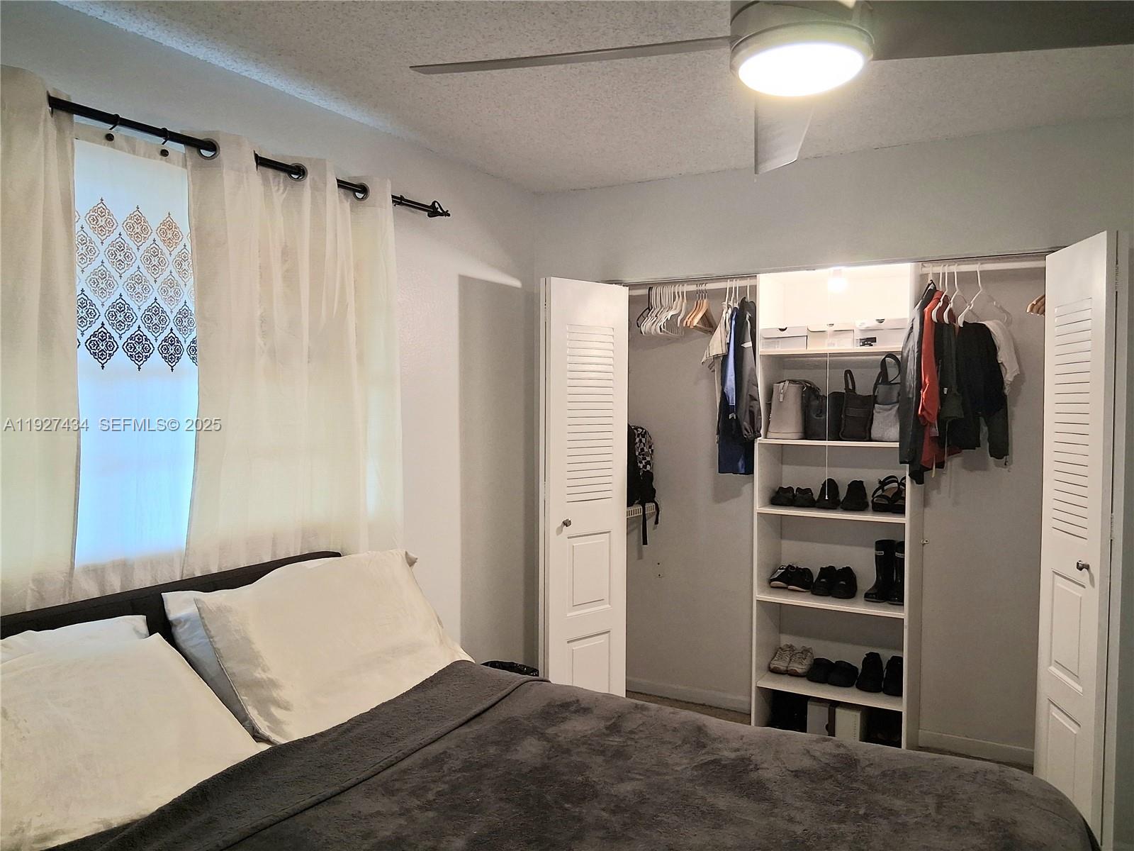 SUNRISE ISLAND CONDOMINIU - Residential