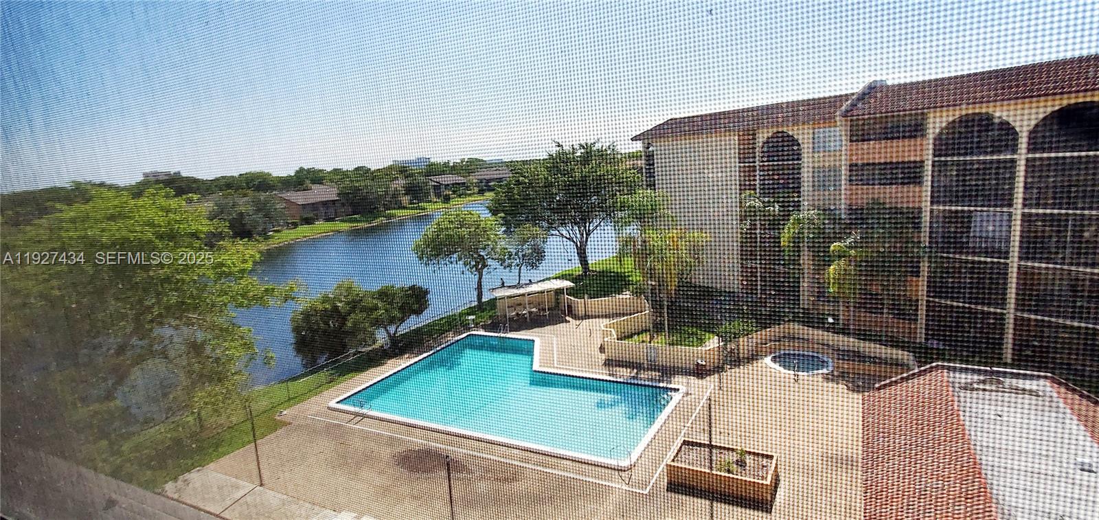 SUNRISE ISLAND CONDOMINIU - Residential