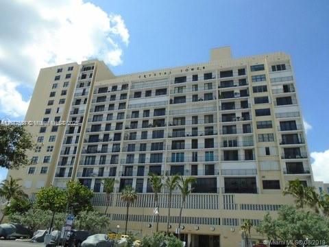 Photo of 322 Buchanan St #712, Hollywood, FL 33019 (MLS # A11877558)
