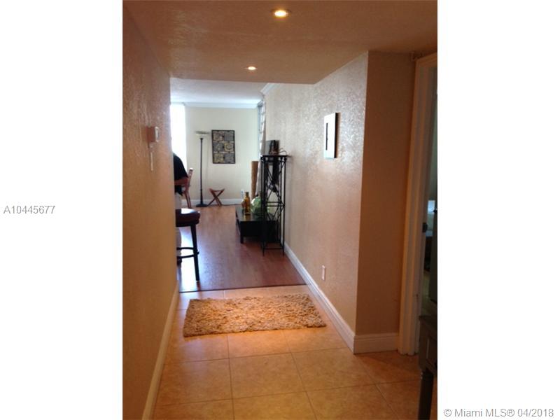 THE CARRIAGE HOUSE CONDO - Residential Lease