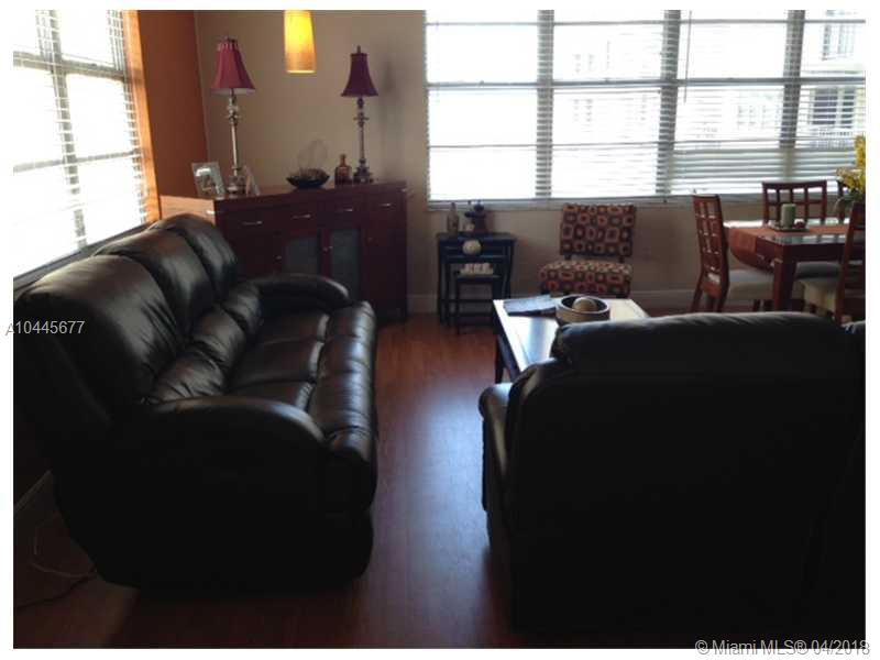 THE CARRIAGE HOUSE CONDO - Residential Lease