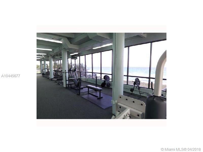 THE CARRIAGE HOUSE CONDO - Residential Lease