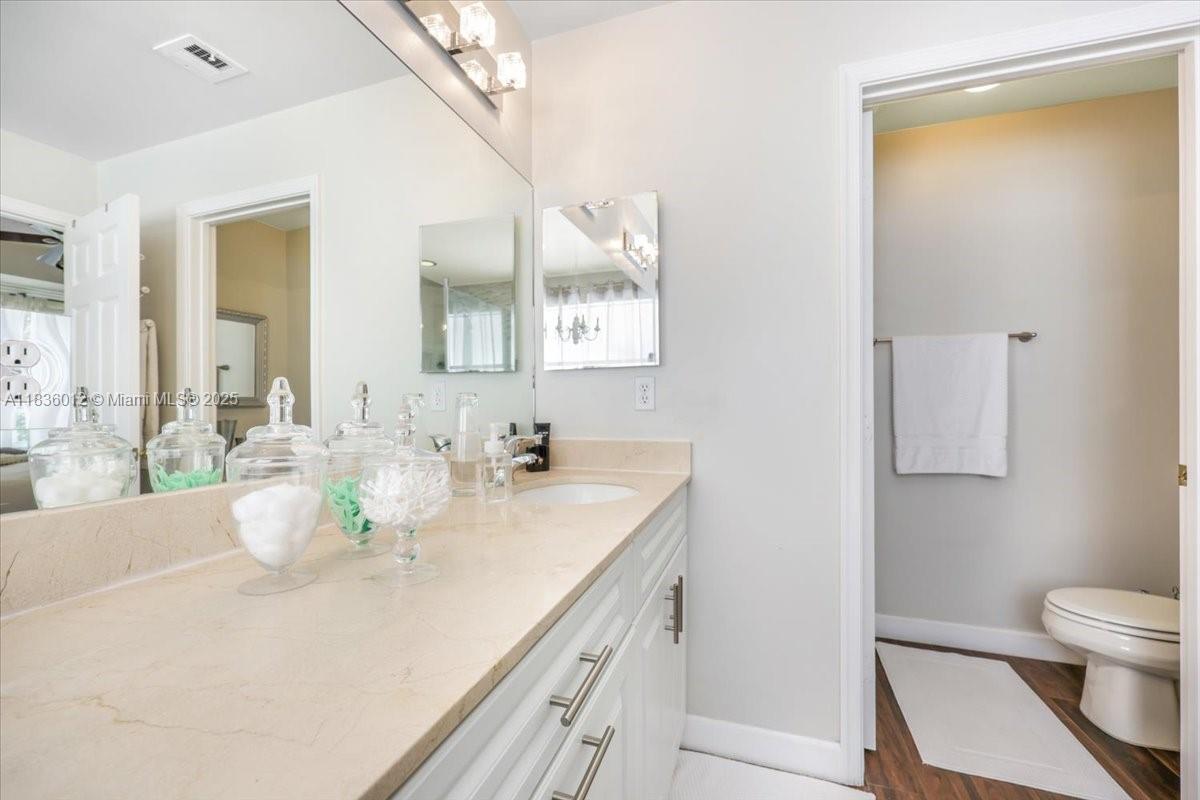 RIVIERA ISLES III - Residential