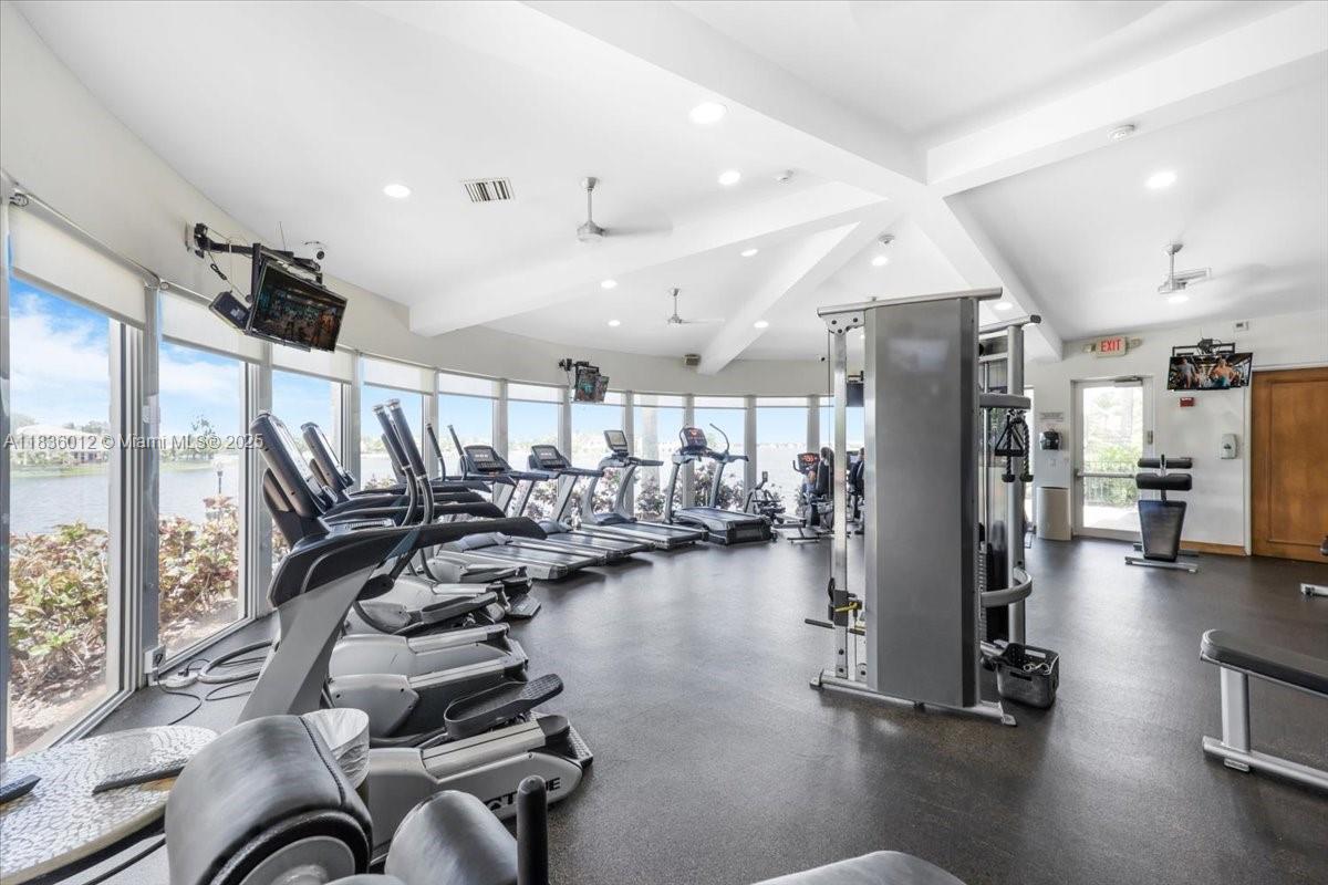 RIVIERA ISLES III - Residential