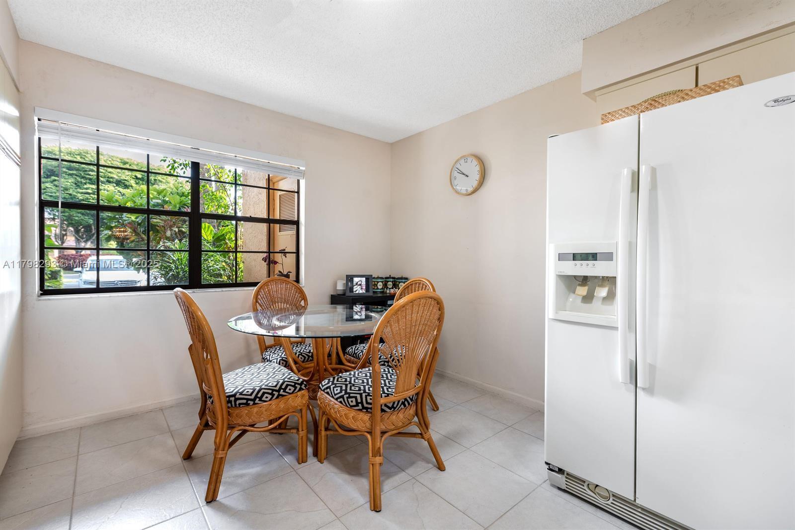 ASPEN GLEN CONDO - Residential Lease