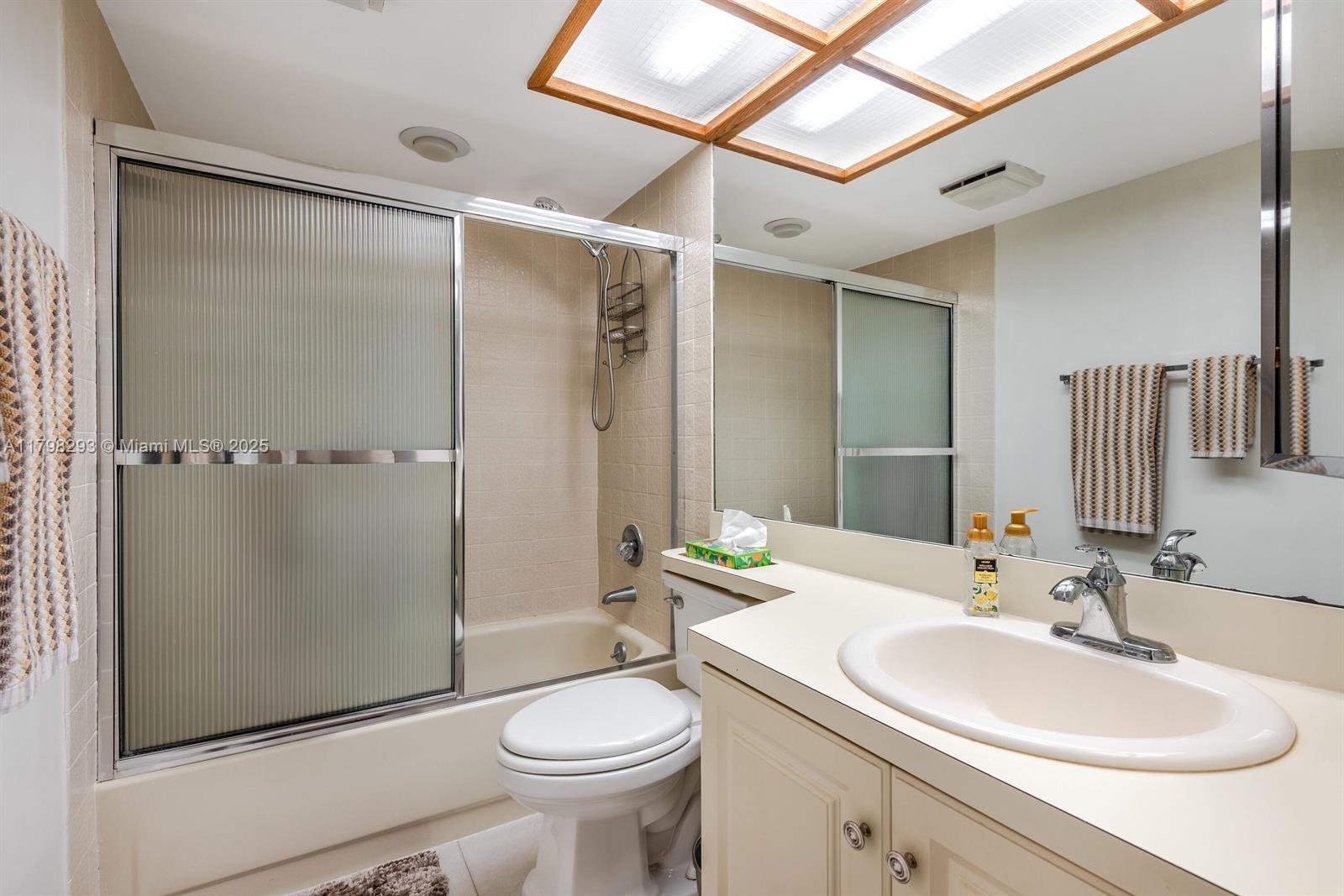 ASPEN GLEN CONDO - Residential Lease