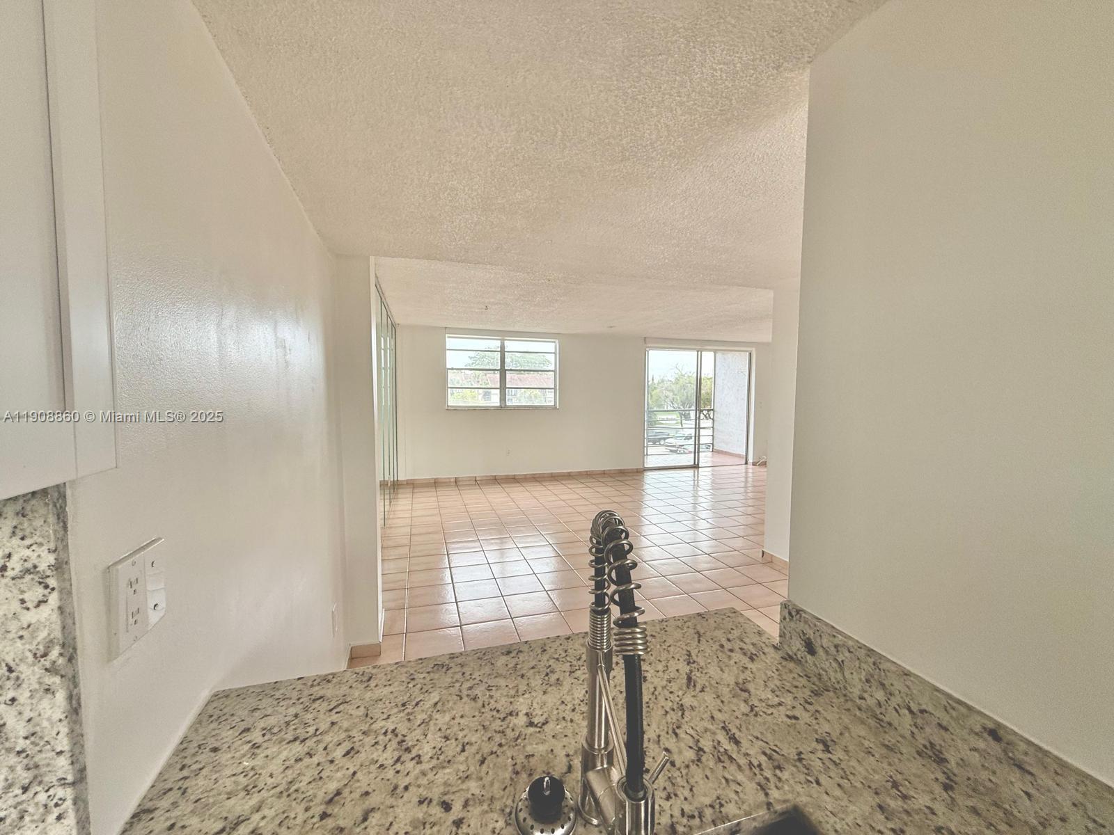 EL CONQUISTADOR SOUTH CON - Residential Lease