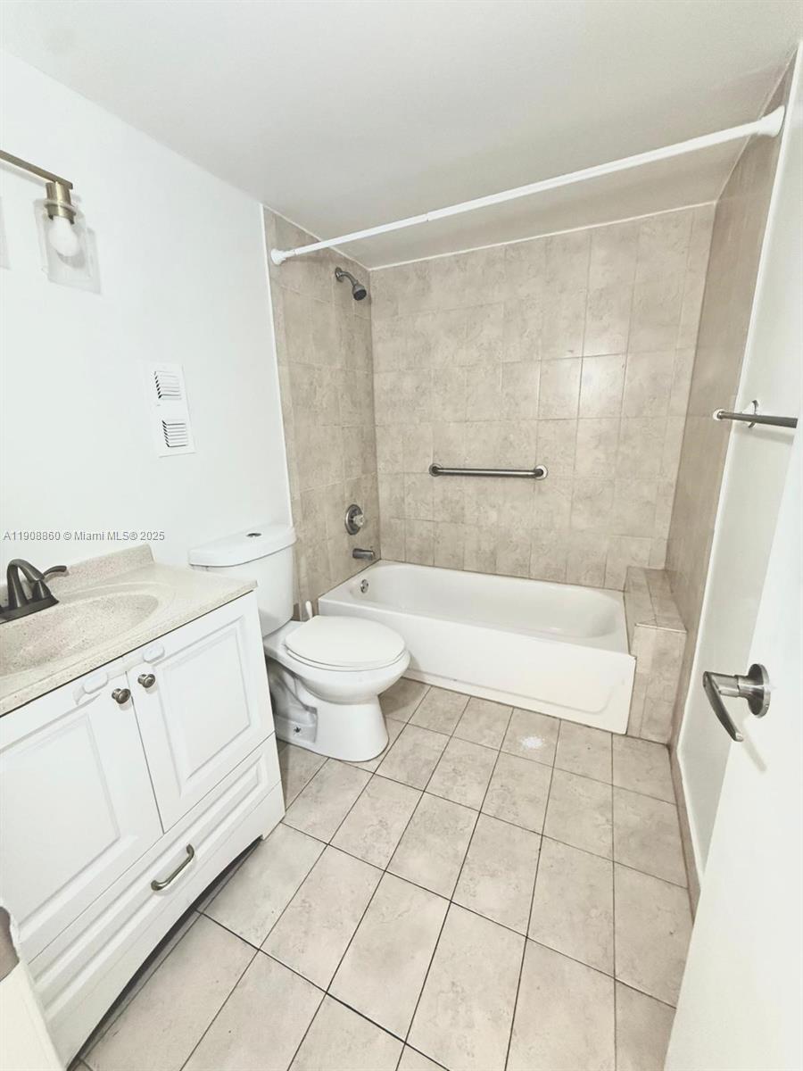 EL CONQUISTADOR SOUTH CON - Residential Lease