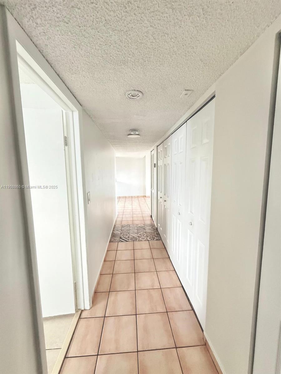 EL CONQUISTADOR SOUTH CON - Residential Lease