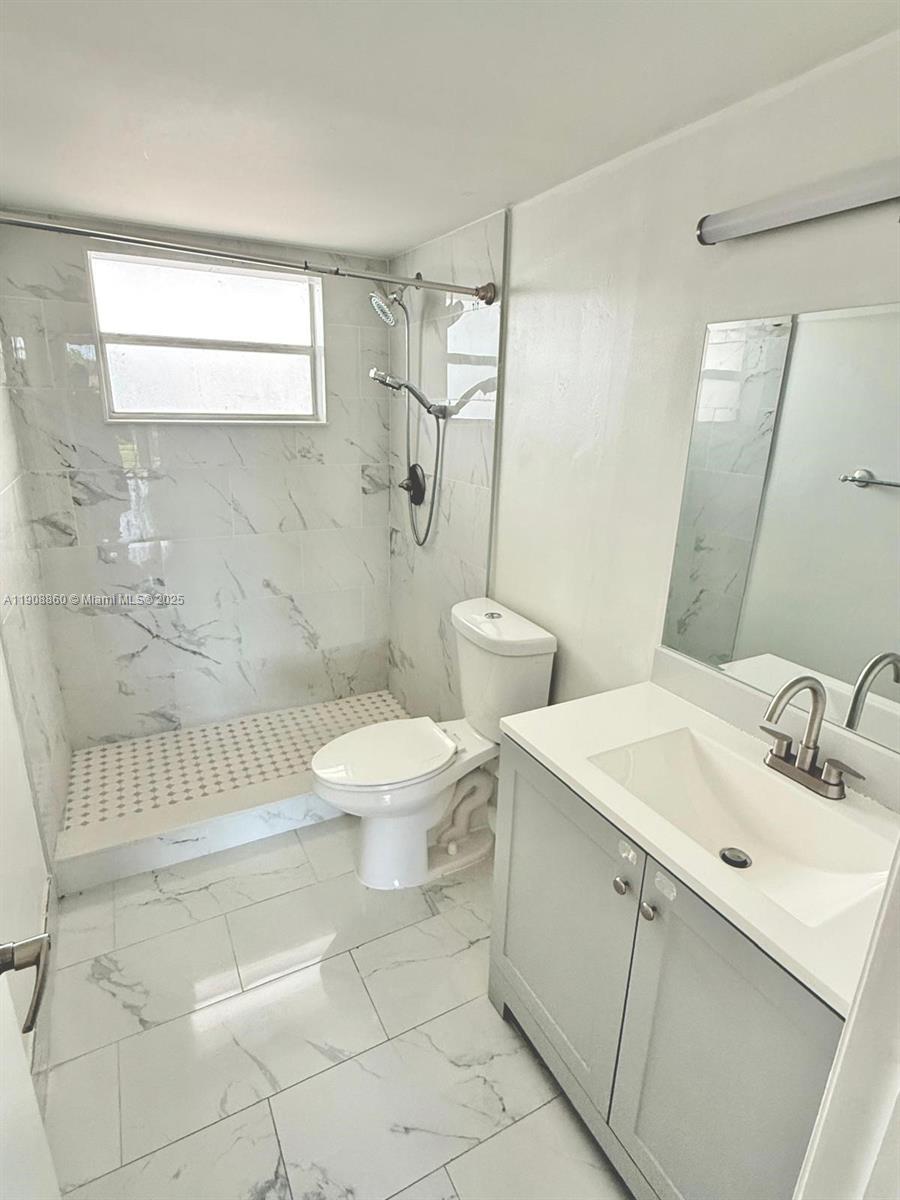 EL CONQUISTADOR SOUTH CON - Residential Lease