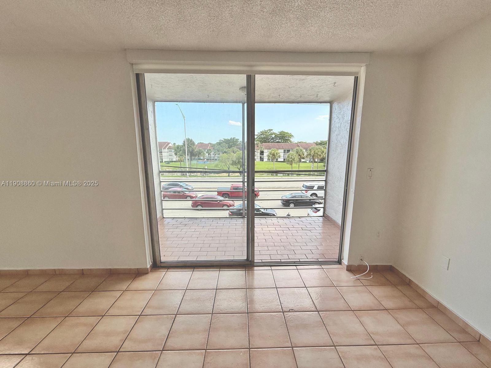 EL CONQUISTADOR SOUTH CON - Residential Lease