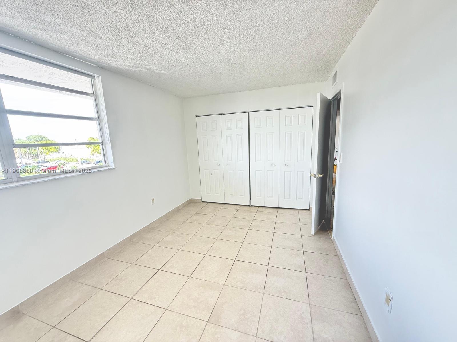 EL CONQUISTADOR SOUTH CON - Residential Lease