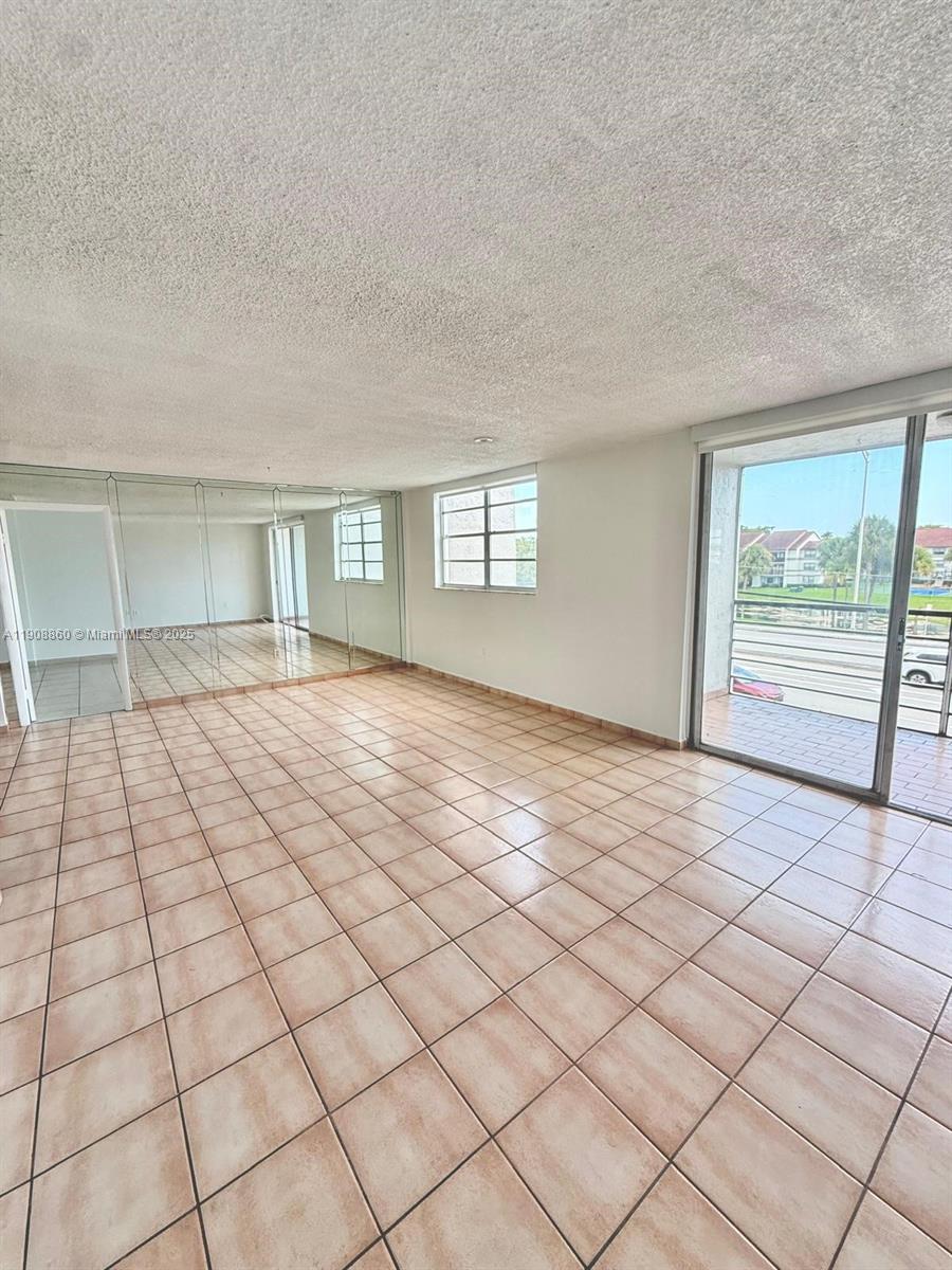 EL CONQUISTADOR SOUTH CON - Residential Lease