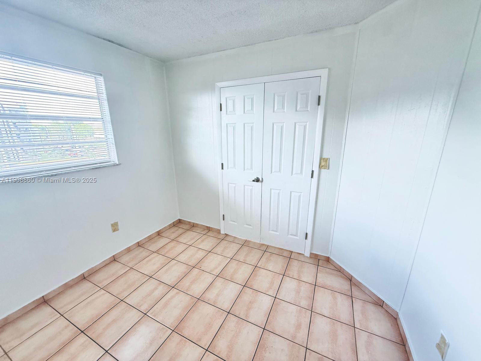 EL CONQUISTADOR SOUTH CON - Residential Lease