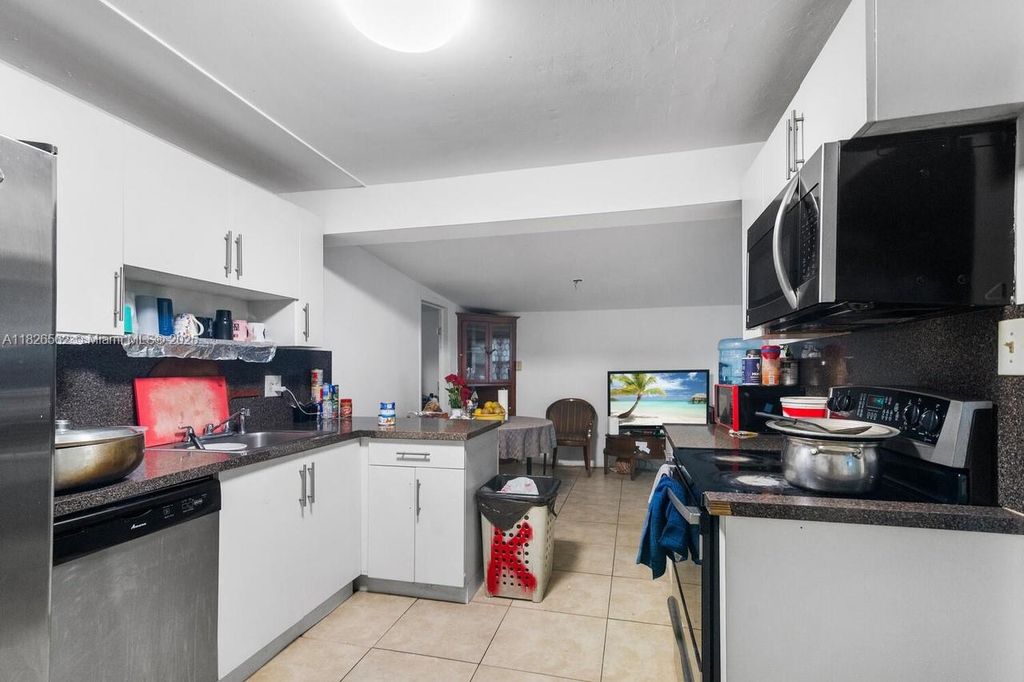 Photo of 1150 SW 24th Ave, Fort Lauderdale, FL 33312 (MLS # A11826562)