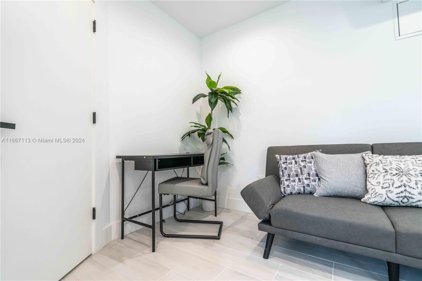 OCEAN BEACH ADDN NO 3 - Residential Lease