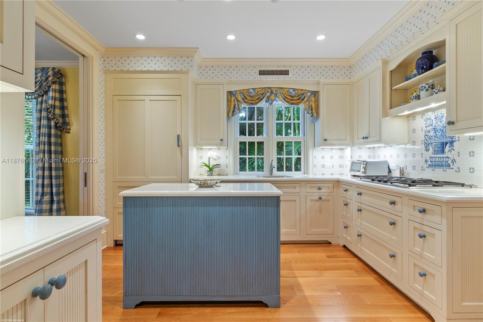 Jupiter Island - Residential