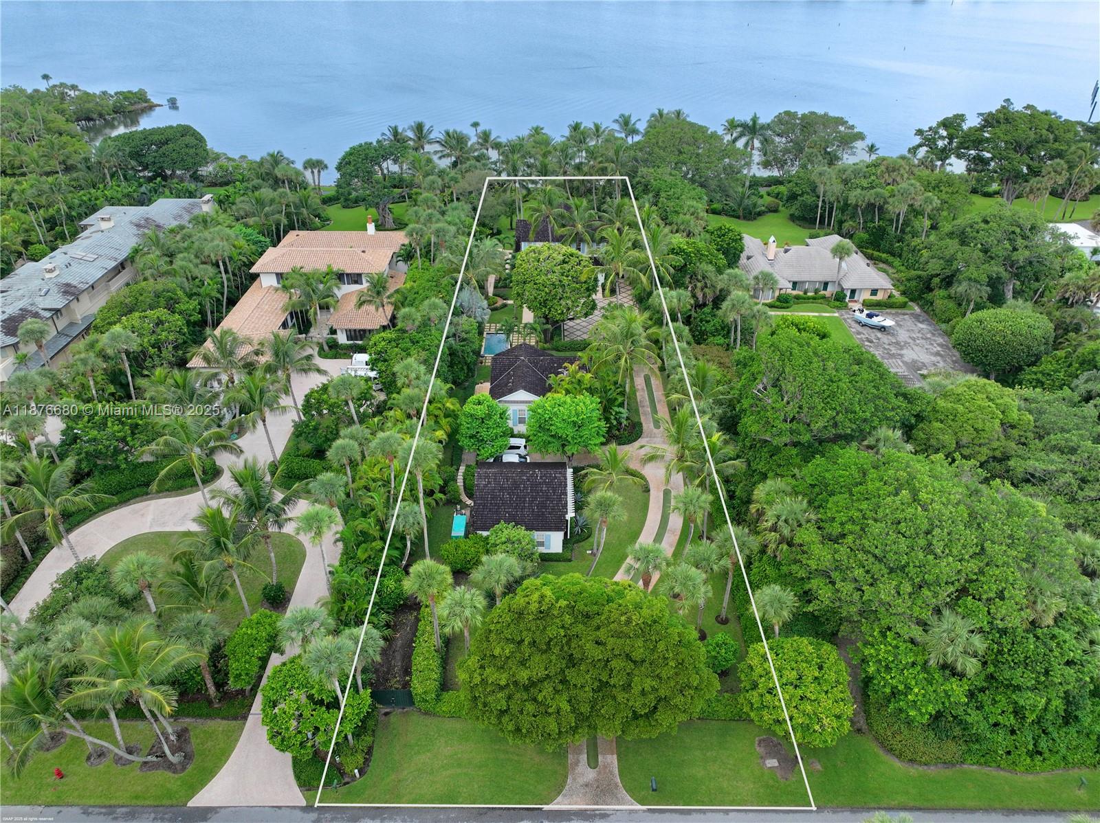 Jupiter Island - Residential