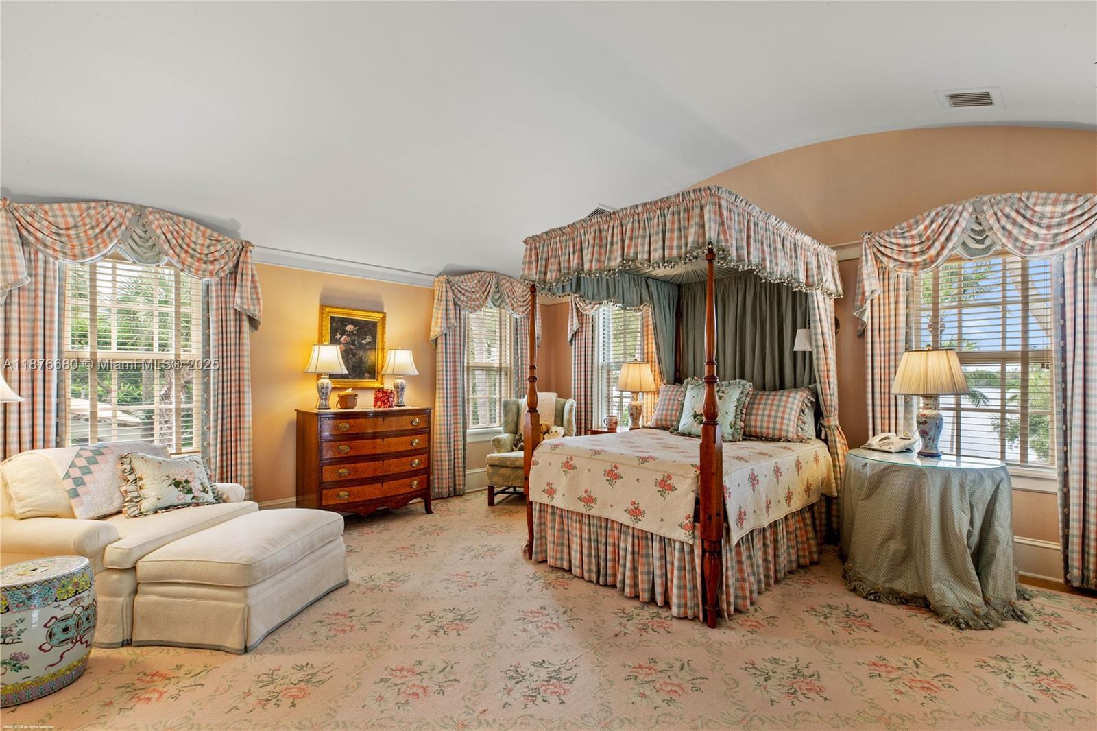 Jupiter Island - Residential