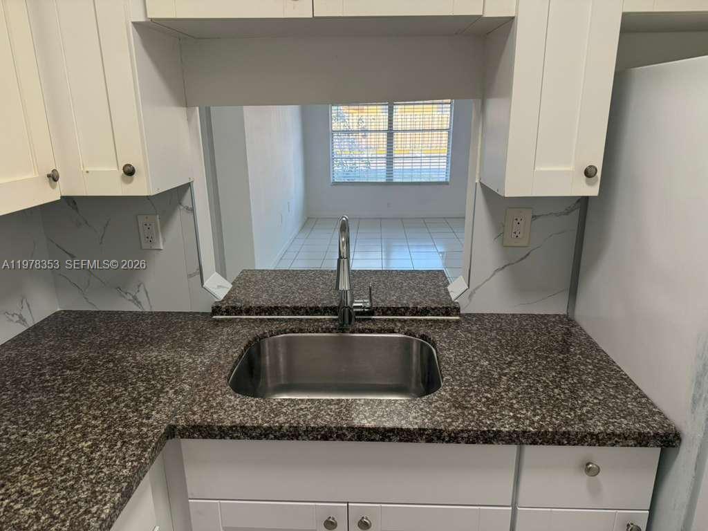 271 NW 177th St B-101