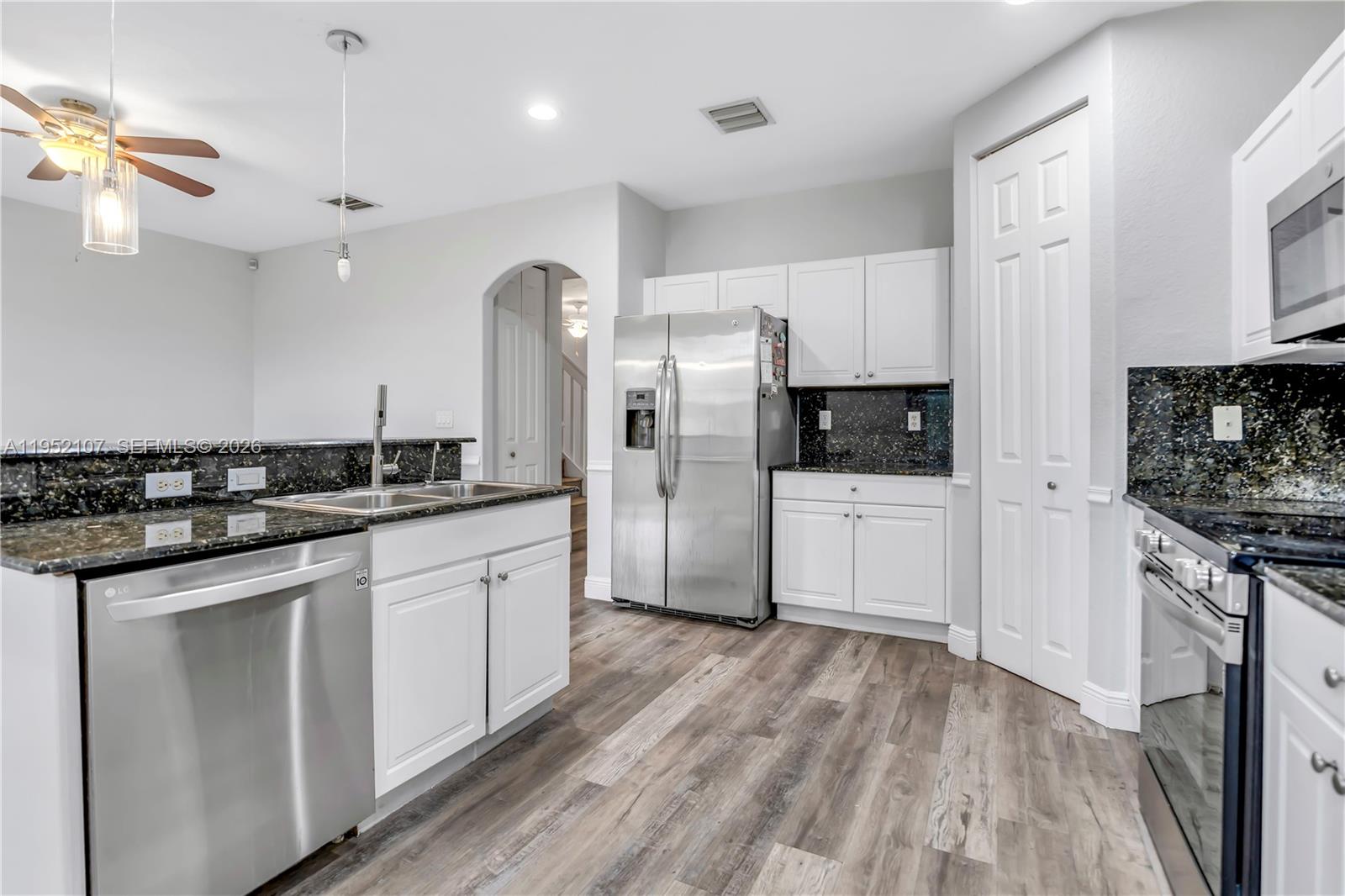 MURANO AT HAMPTON PARK NO - Residential Lease