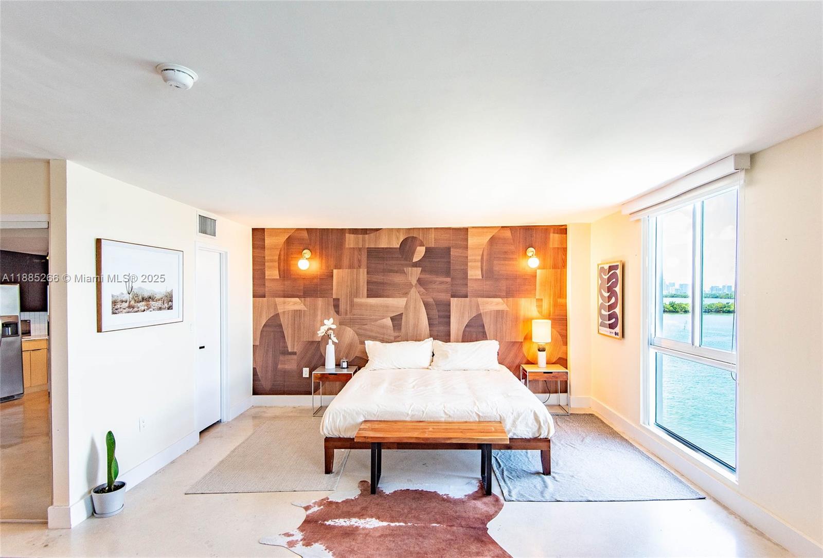 THE ISLANDER CLUB CONDO - Residential