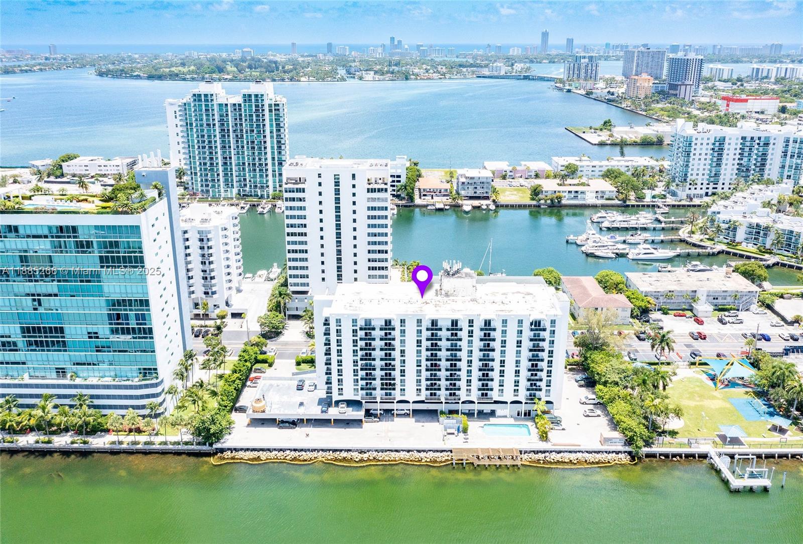 THE ISLANDER CLUB CONDO - Residential