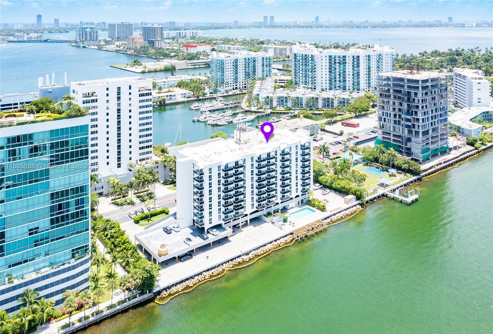 THE ISLANDER CLUB CONDO - Residential