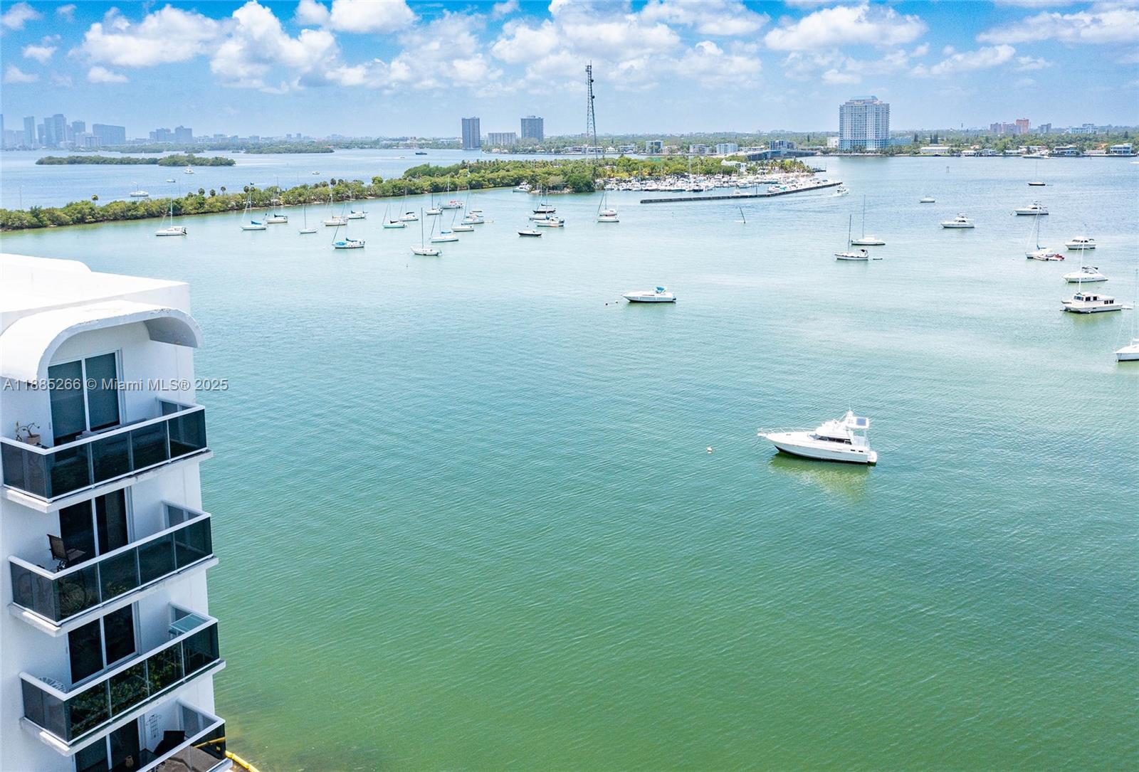 THE ISLANDER CLUB CONDO - Residential