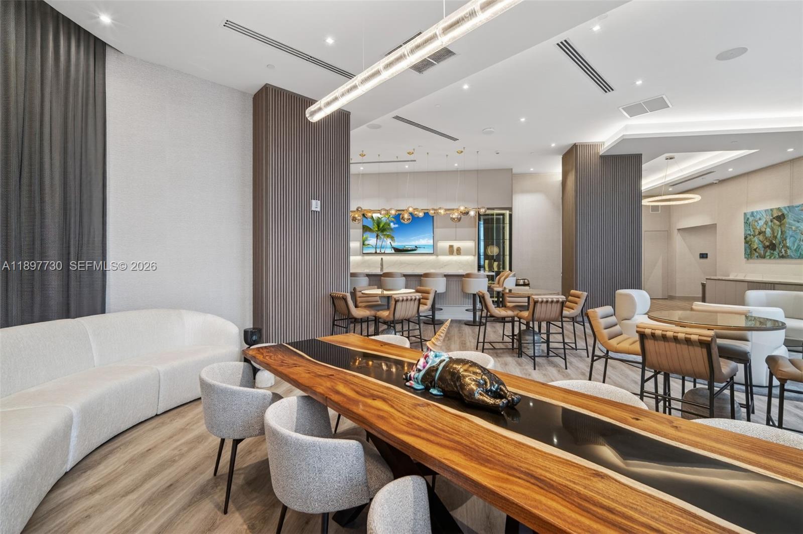 LAS OLAS RIVER HOUSE COND - Residential