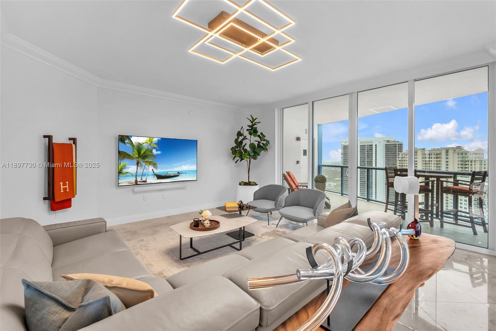 LAS OLAS RIVER HOUSE COND - Residential