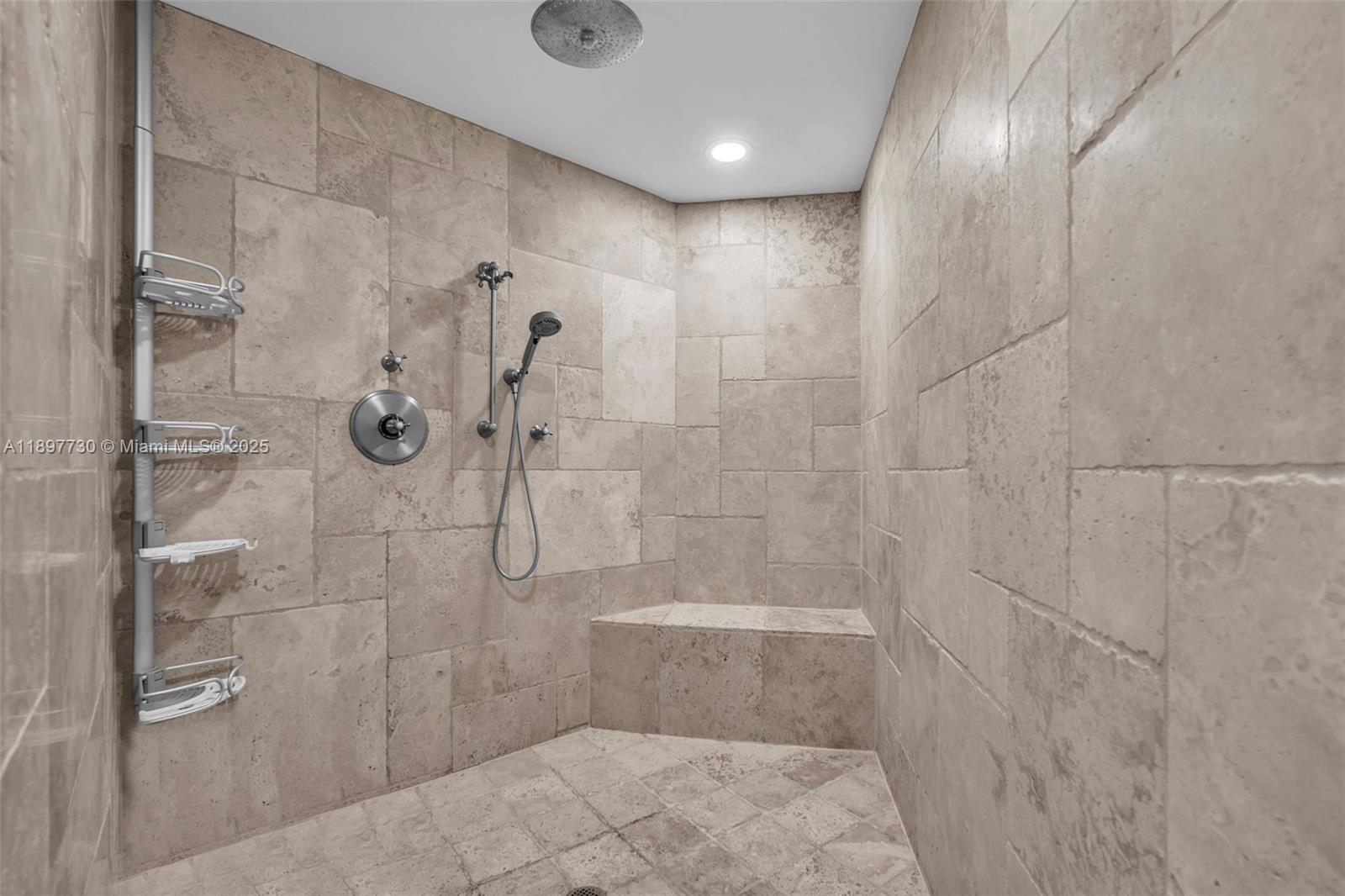 LAS OLAS RIVER HOUSE COND - Residential