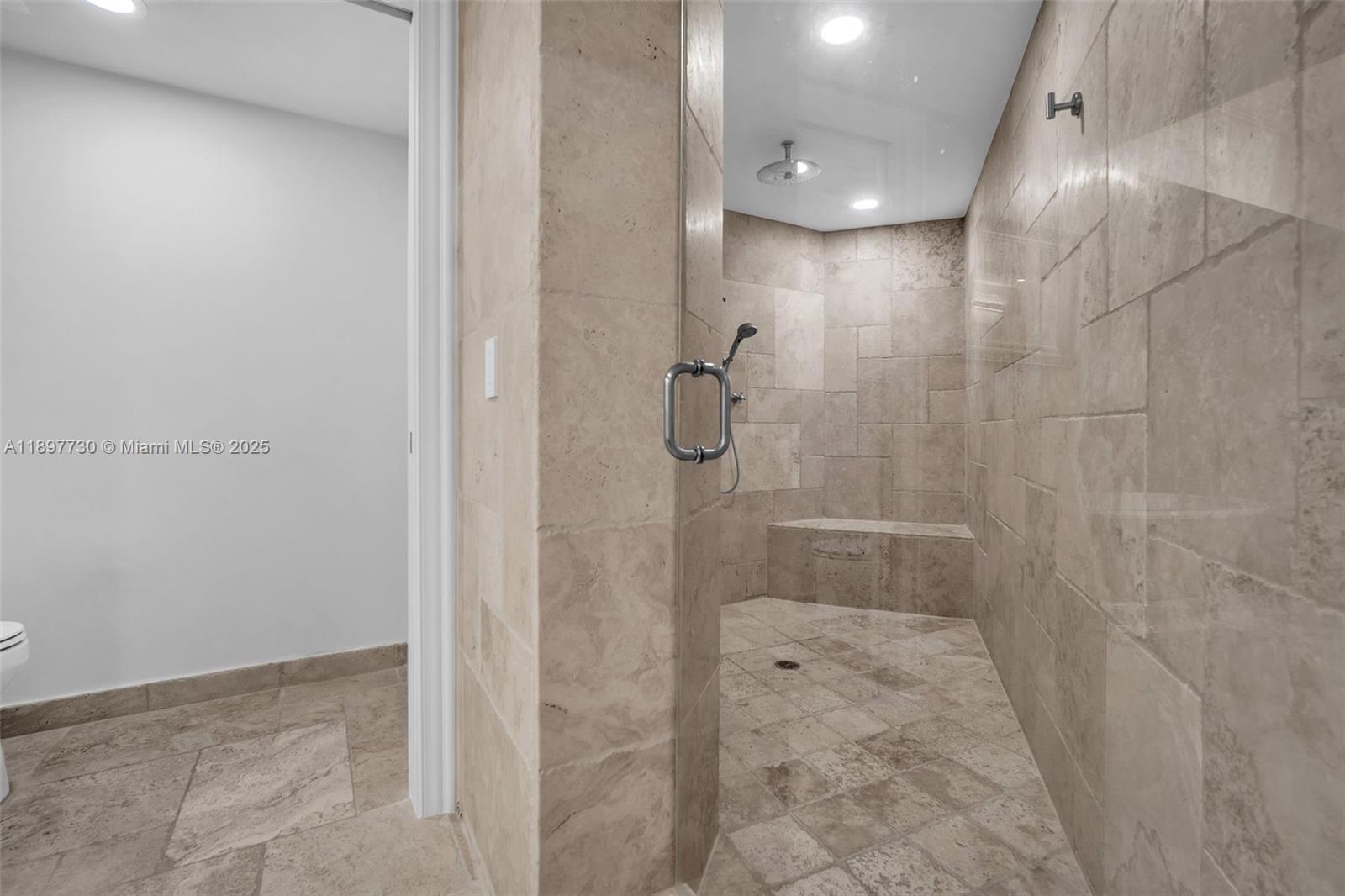 LAS OLAS RIVER HOUSE COND - Residential