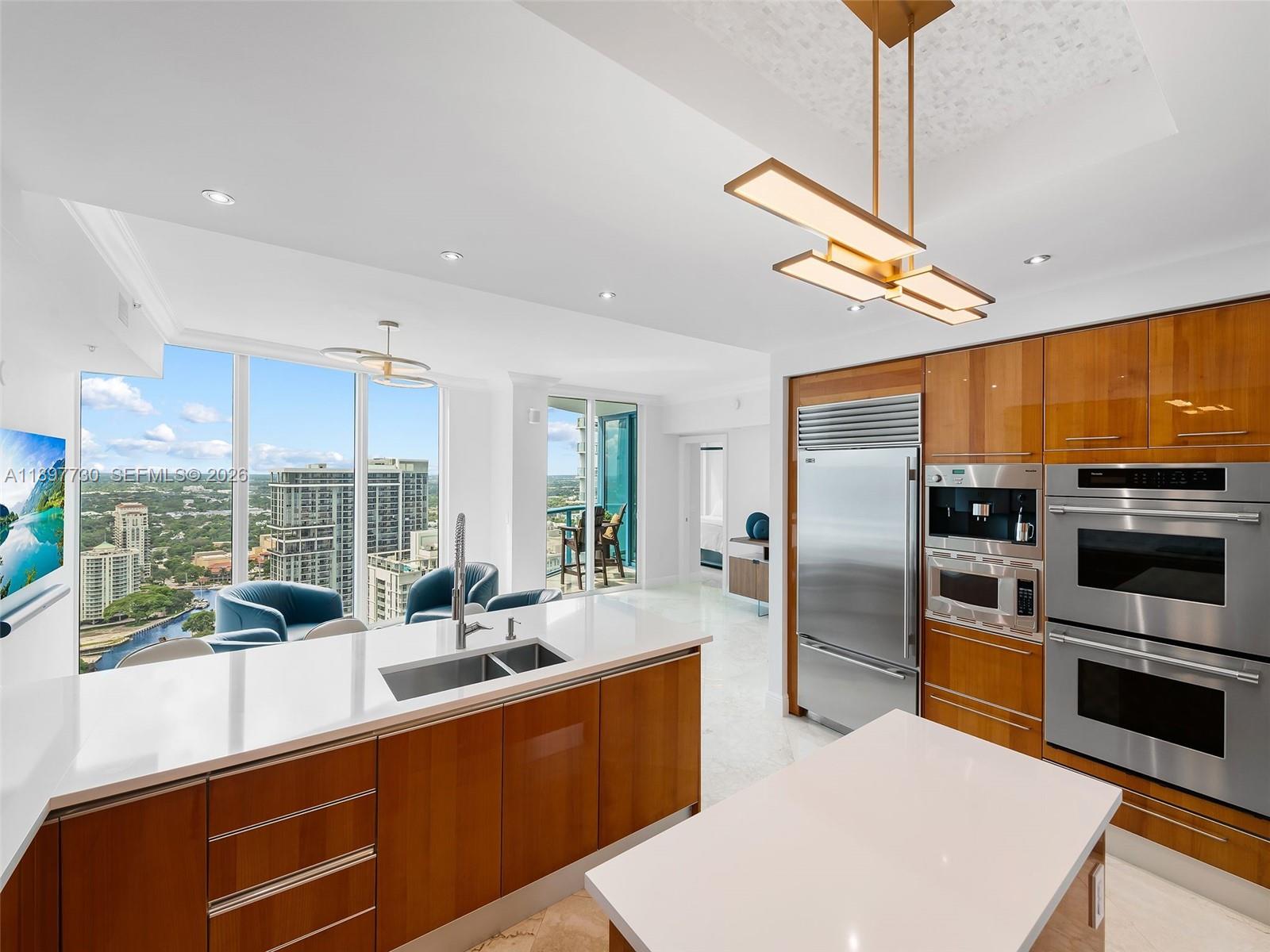 LAS OLAS RIVER HOUSE COND - Residential