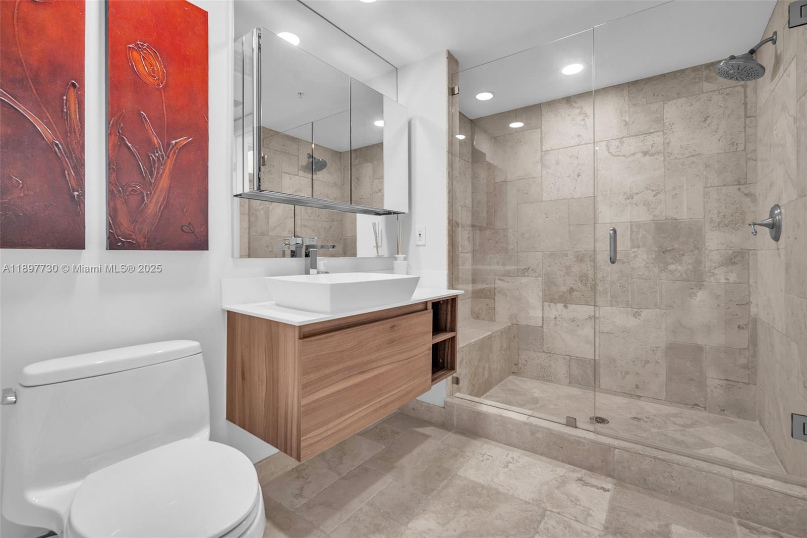 LAS OLAS RIVER HOUSE COND - Residential