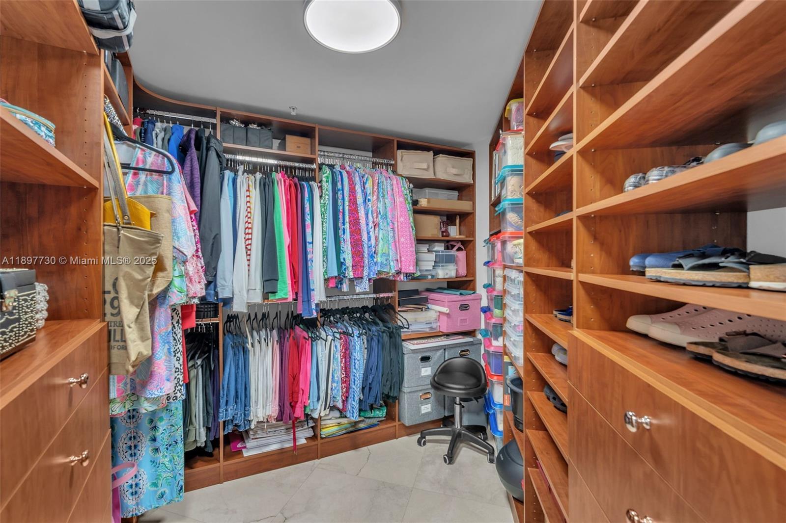 LAS OLAS RIVER HOUSE COND - Residential