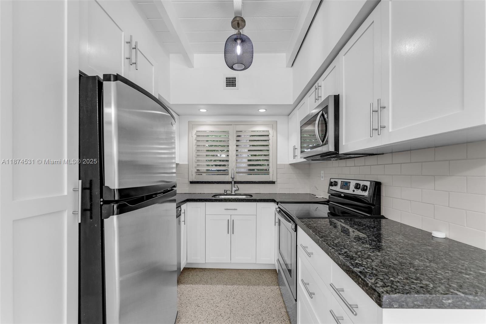 KENDALL HEIGHTS - Residential Lease