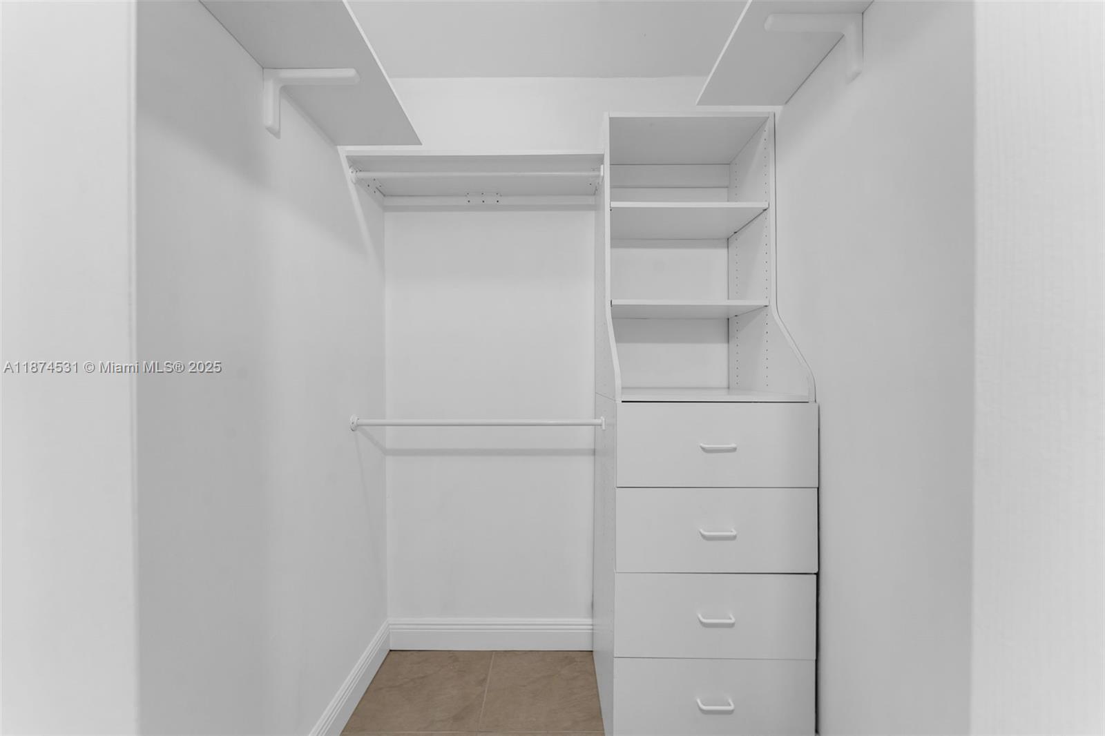 KENDALL HEIGHTS - Residential Lease