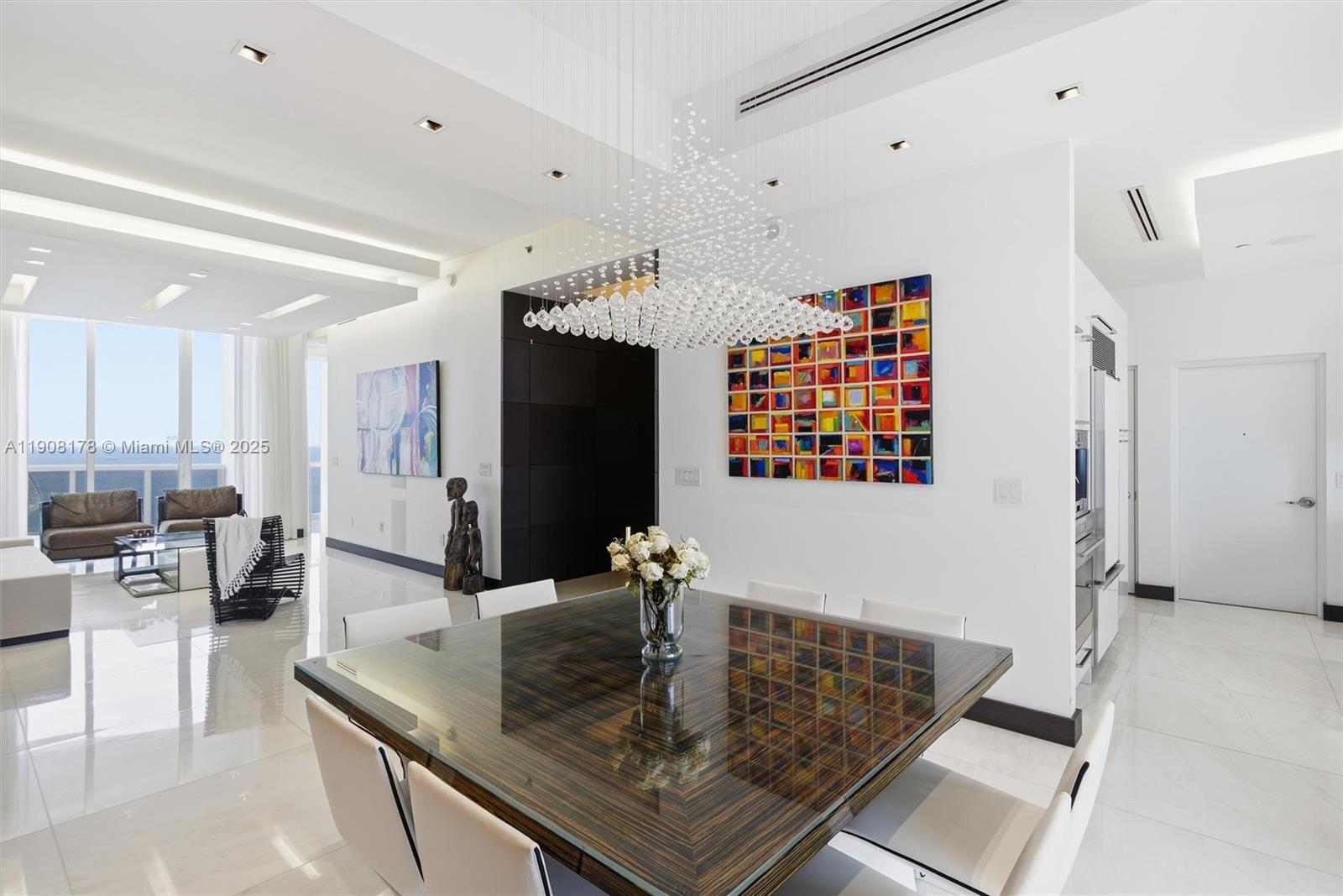 TDR TOWER I CONDO - Residential