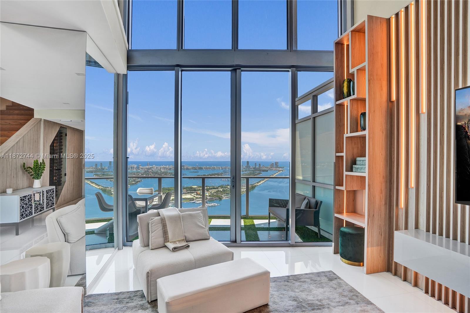 1100 Biscayne Blvd 6303