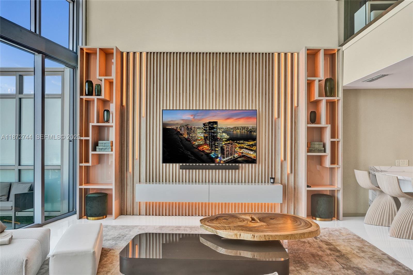 1100 Biscayne Blvd 6303