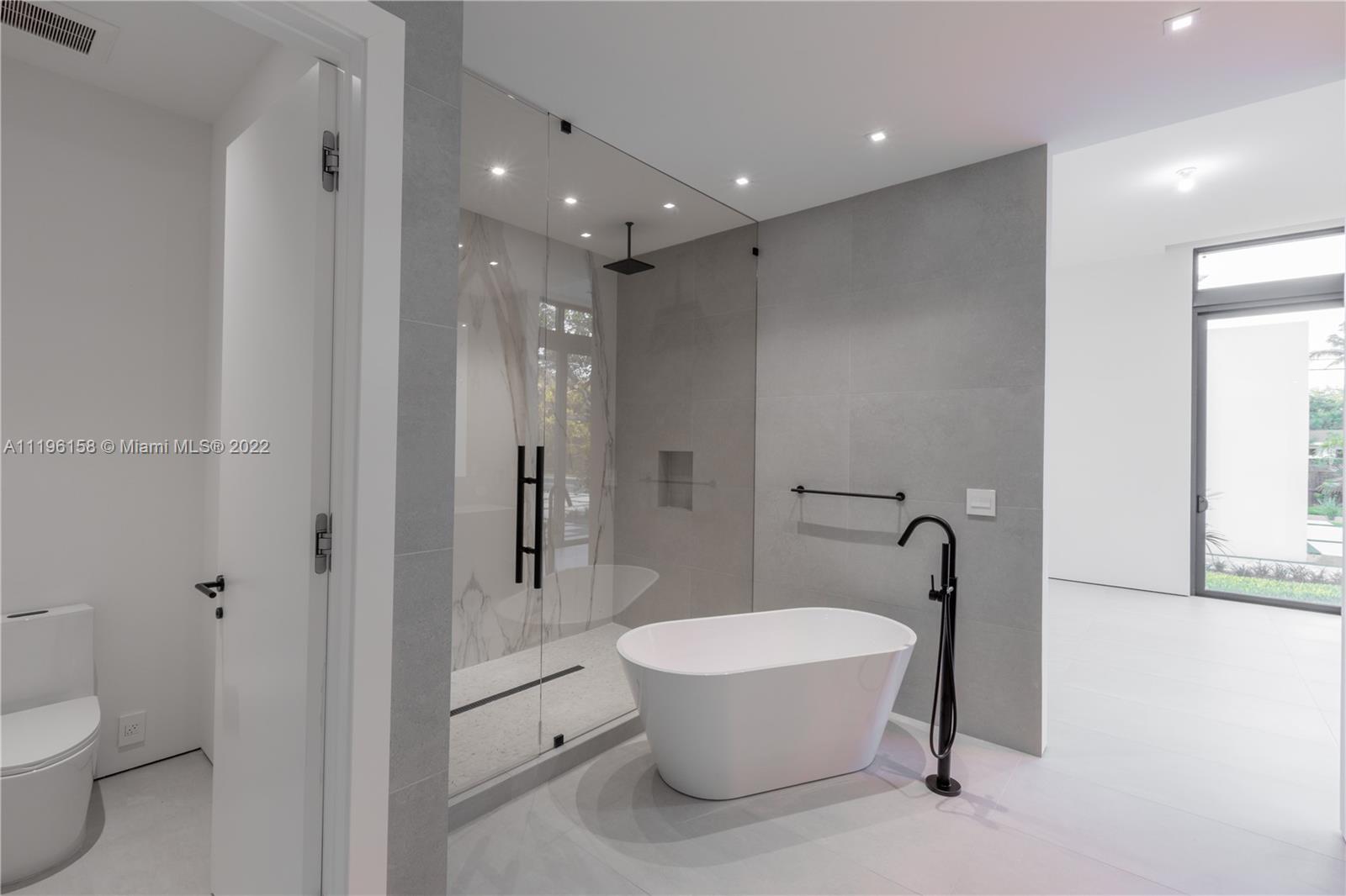 PINE TREE ESTATES - Residential